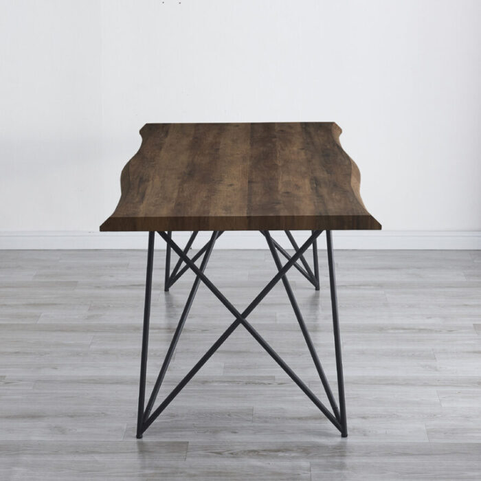 Berlin Dining table with metal legs