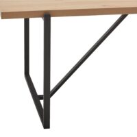 Sturdy metal legs