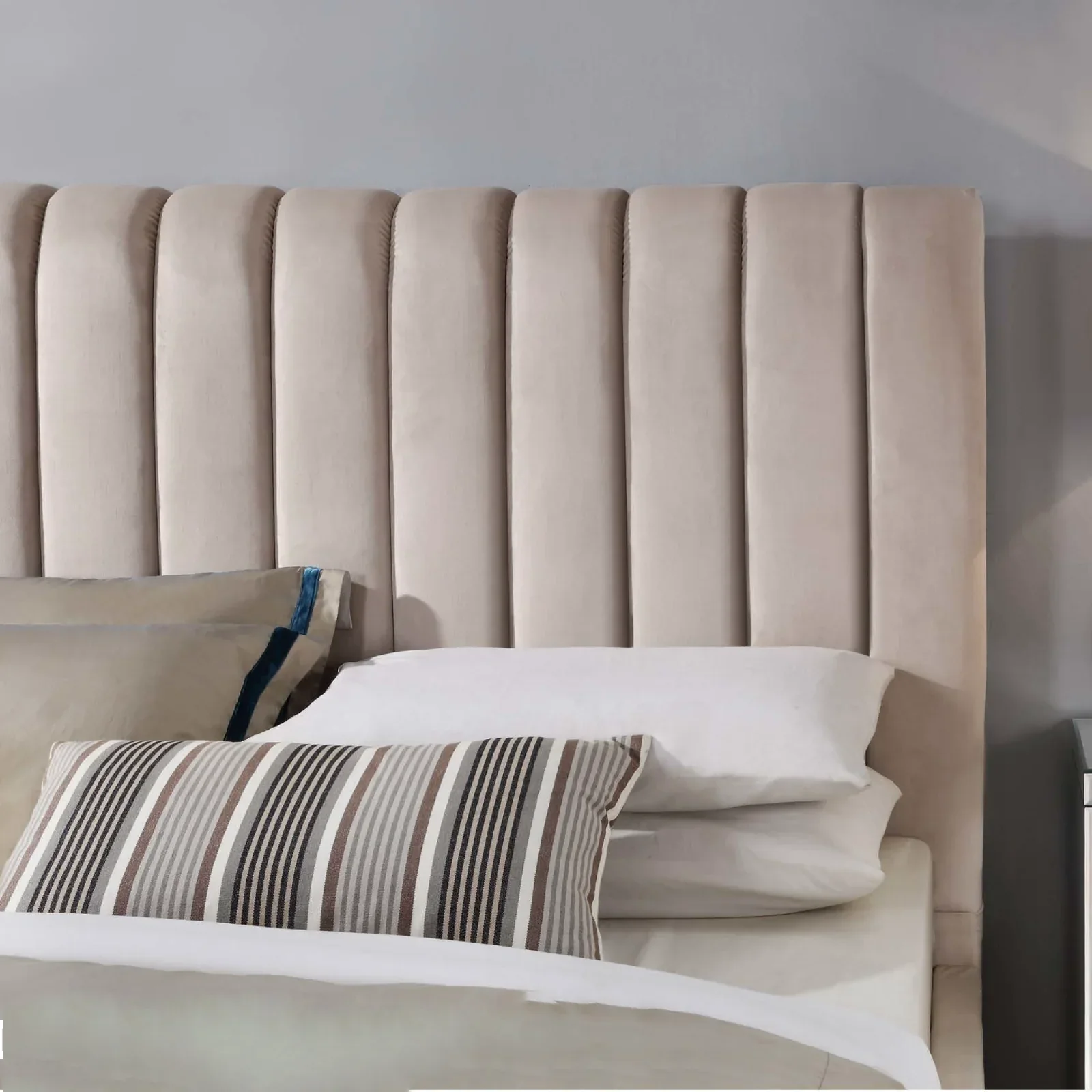 Belair Velvet Bedhead