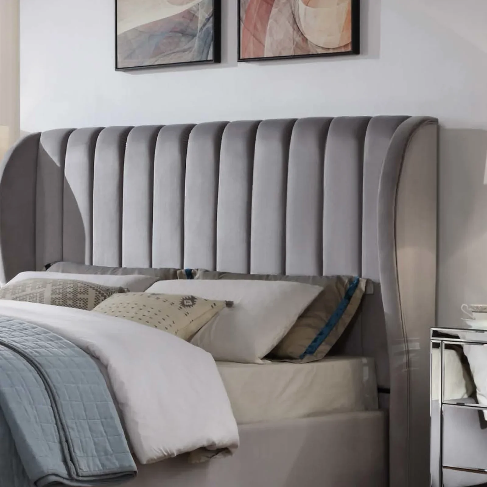 Belair Velvet Bedhead - Image 4